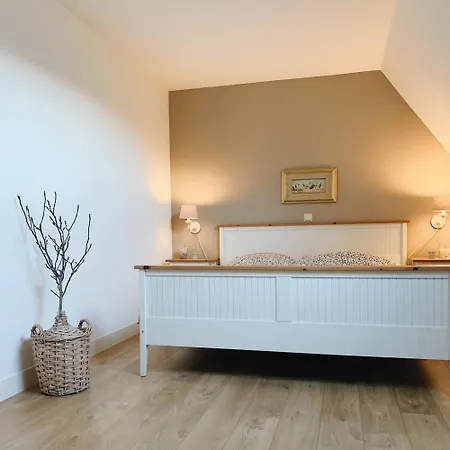 Logeren Bij Laura - A En C Holiday home